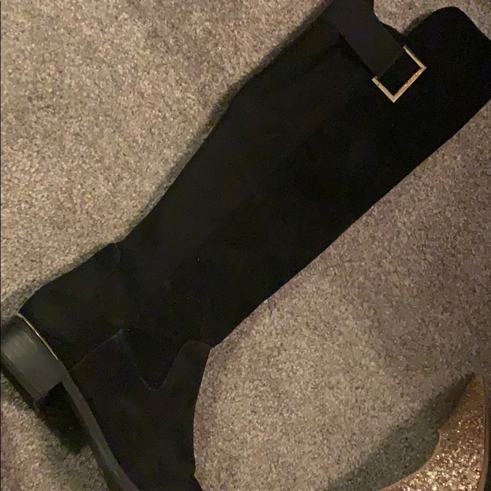 Boots - Picture 2 of 2